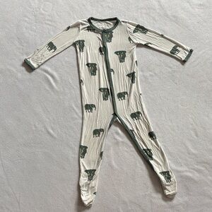 Kyte BABY Cream Footie with Green Elephant Print